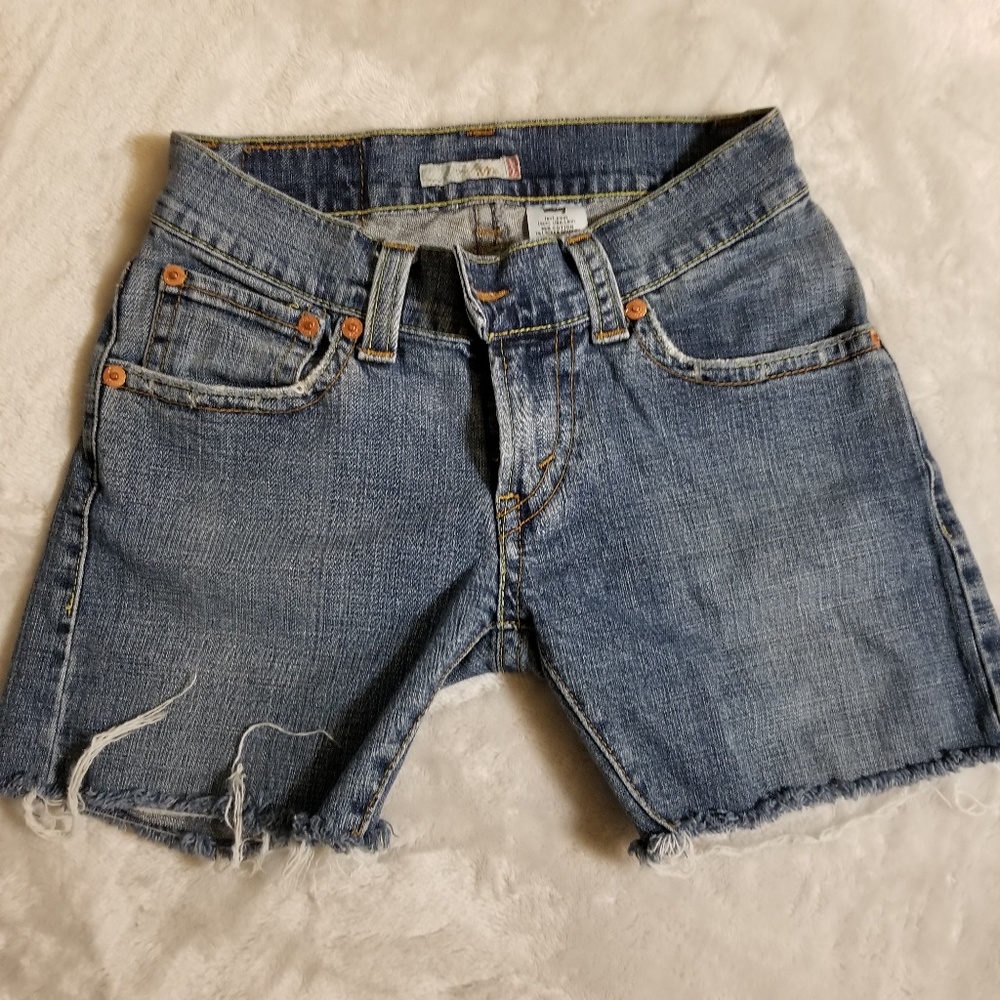 Levi 542 demin shorts